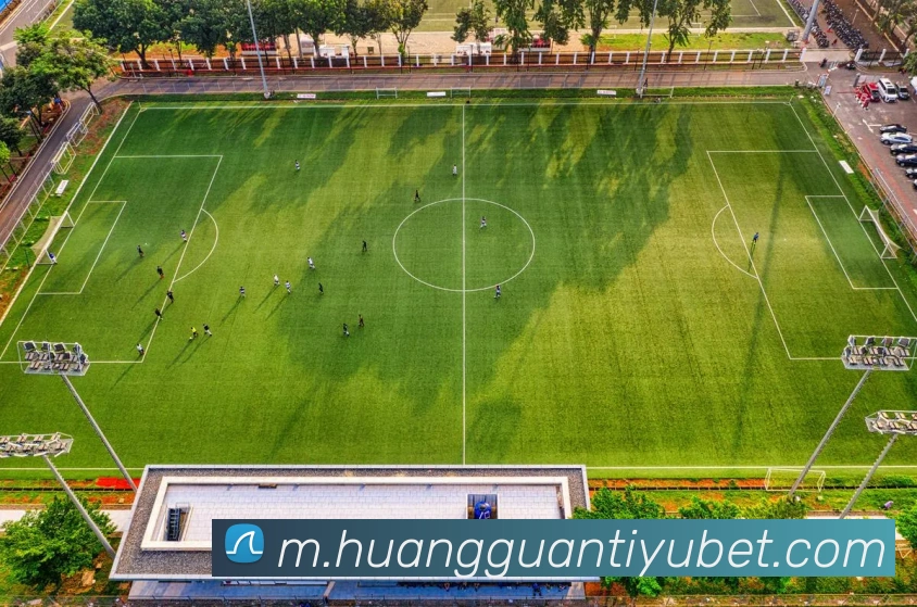 皇冠体育APP 封面图